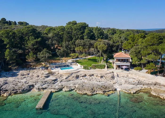 Dubravka By Interhome Pula