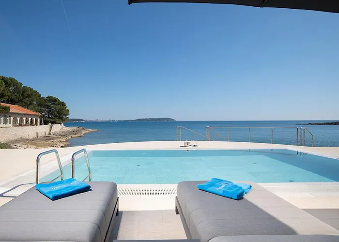 Dubravka By Interhome * Pula