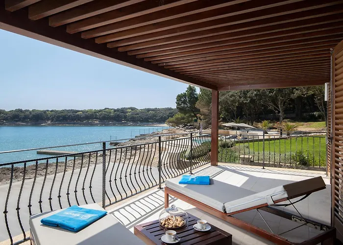 Dubravka By Interhome